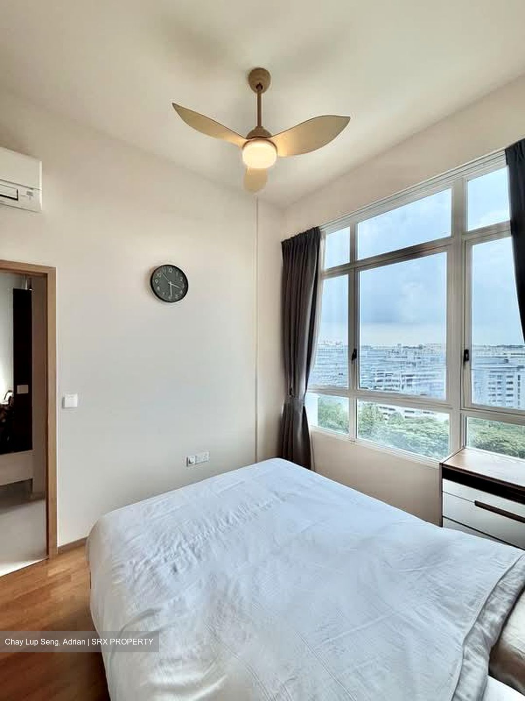 Vacanza @ East (D14), Condominium #570605961